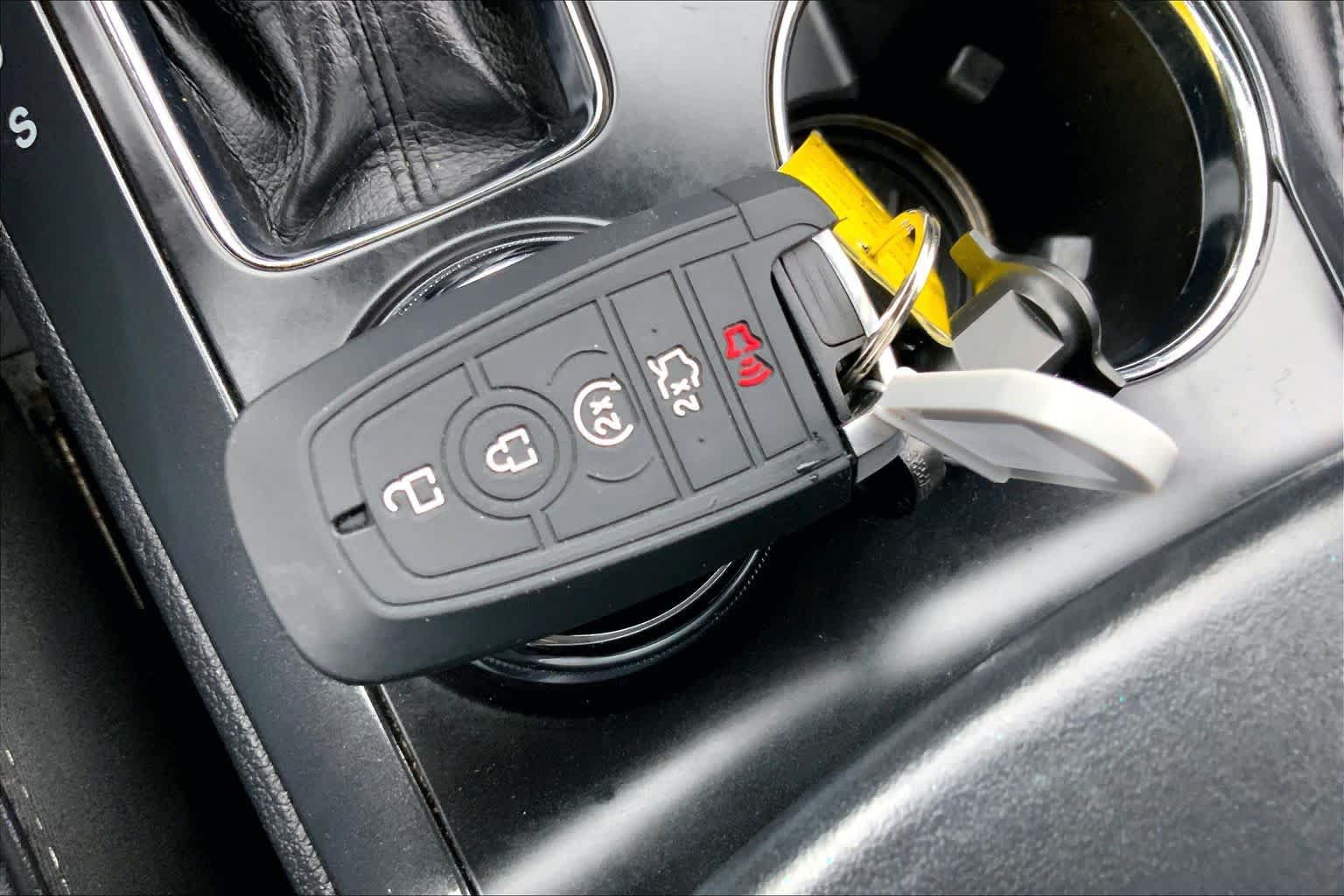 Used 2019 Ford Explorer Platinum AWD/4WD image 15