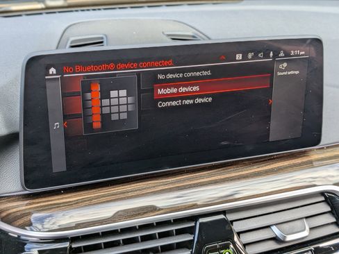 Used 2022 BMW 530i 530i w/ M Sport Package image 32