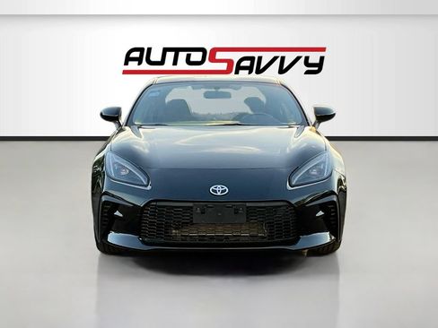 Used 2025 Toyota GR86 Premium RWD image 2