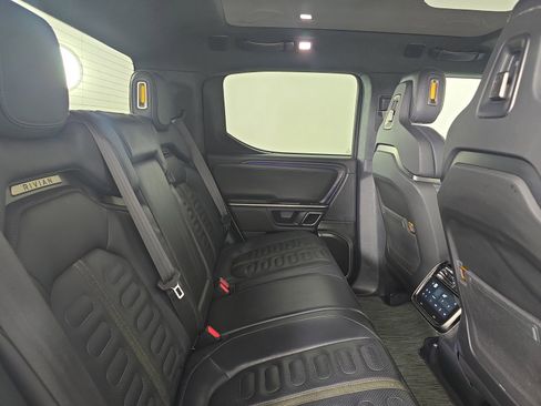 Used 2023 Rivian R1T Adventure AWD/4WD image 22