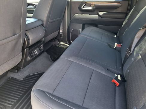 Used 2025 Chevrolet Silverado 2500 LT w/ Convenience Package AWD/4WD image 21