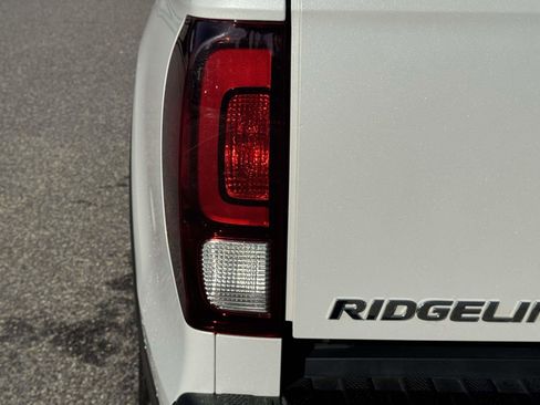 Used 2023 Honda Ridgeline RTL image 9
