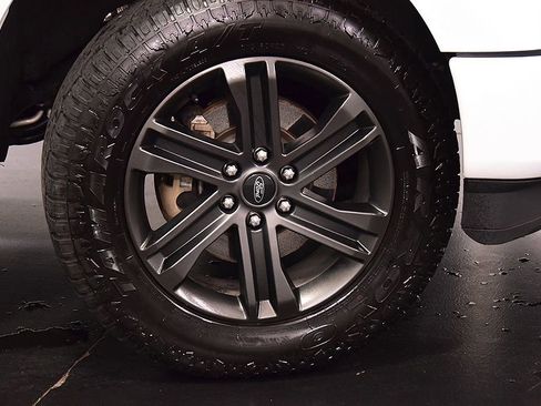Used 2022 Ford F150 Lariat AWD/4WD image 12
