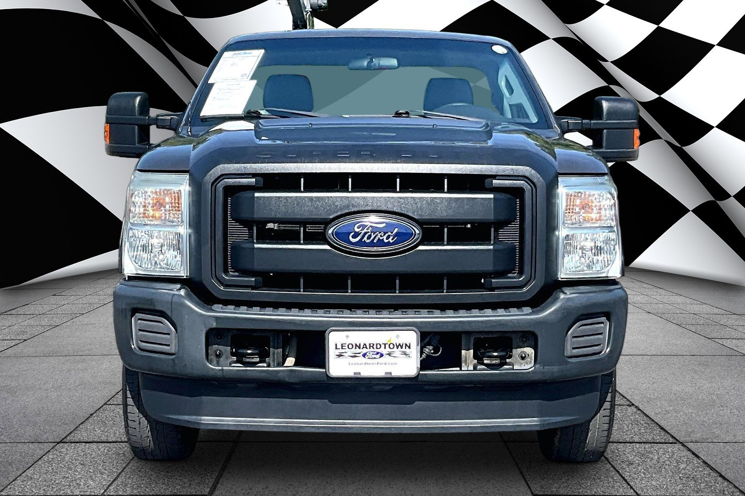 Used 2016 Ford F250 XL w/ Power Equipment Group AWD/4WD image 3
