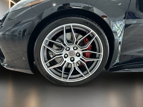 Used 2023 Chevrolet Corvette Z06 w/ Stealth Interior Trim Package RWD image 9