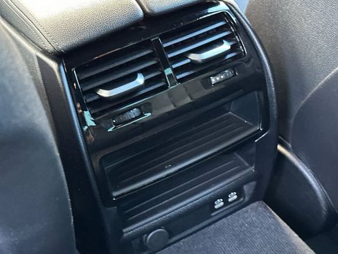 Used 2023 BMW 530e w/ Executive Package image 13