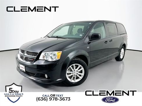 Used 2019 Dodge Grand Caravan SE image 1