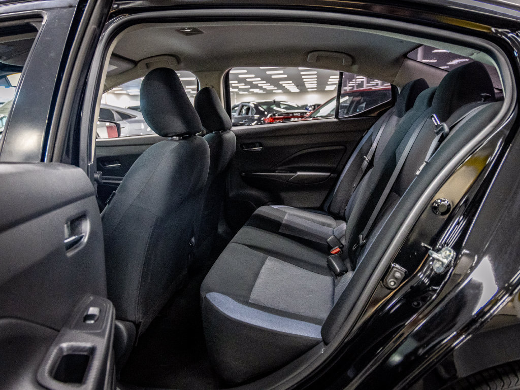Used 2023 Nissan Versa SV FWD image 21