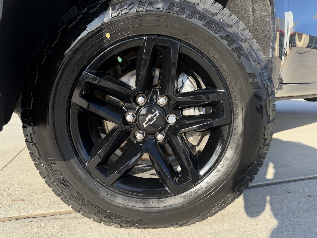 Used 2021 Chevrolet Silverado 1500 LT Trail Boss w/ Convenience Package II AWD/4WD image 9