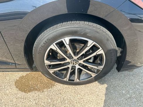 Used 2025 Volkswagen Jetta Sport FWD image 48