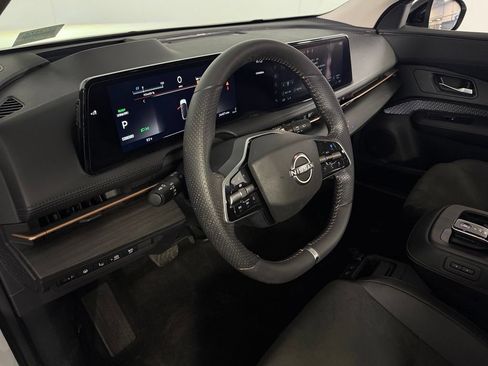 Used 2024 Nissan Ariya FWD image 13