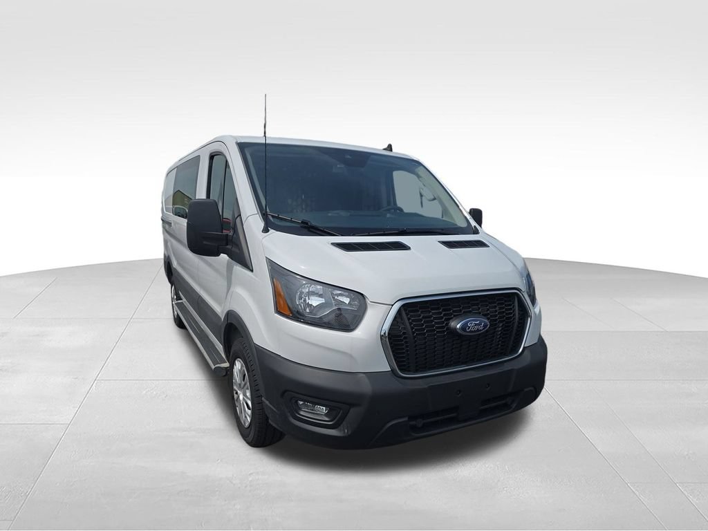Used 2025 Ford Transit 250 Low Roof w/ Exterior Upgrade Package RWD image 8