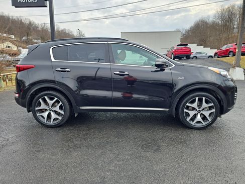 Used 2018 Kia Sportage SX image 3