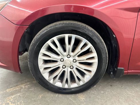 Used 2012 Chrysler 200 Limited image 10