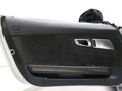 Used 2018 Mercedes-Benz AMG GT C image 11