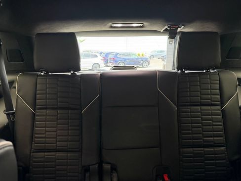 Used 2024 Cadillac Escalade Sport Platinum w/ LPO, ONYX Package AWD/4WD image 12