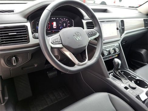 Used 2023 Volkswagen Atlas SEL image 22
