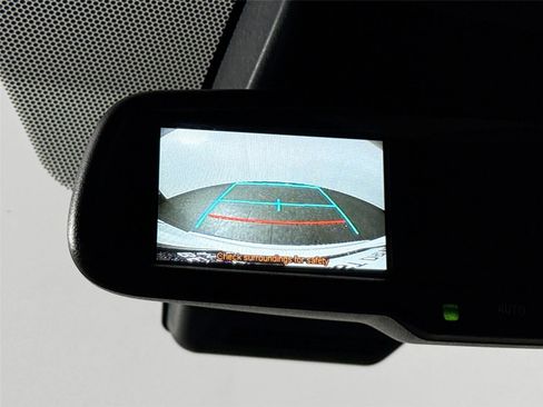 Used 2018 Toyota C-HR XLE image 22