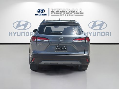 Used 2024 Toyota Corolla Cross LE FWD image 5