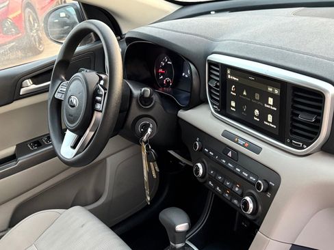 Used 2022 Kia Sportage LX image 36
