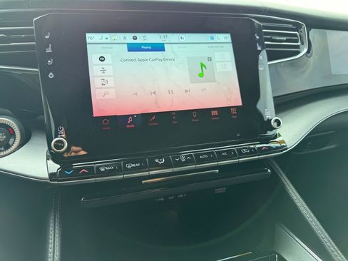 Used 2023 Jeep Wagoneer Series II image 18