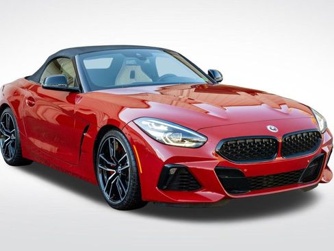 Used 2022 BMW Z4 M40i w/ Premium Package image 39