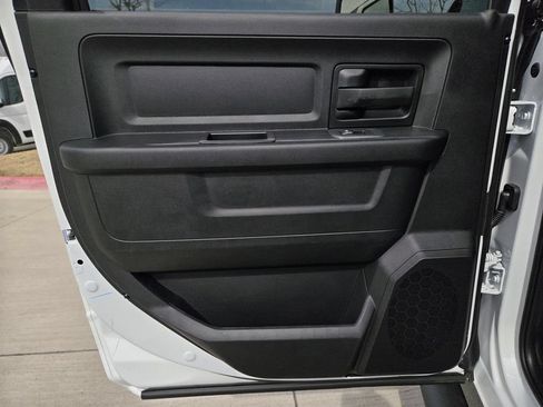 New 2026 RAM 2500 Tradesman AWD/4WD image 12