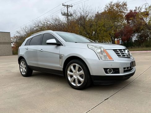 Used 2015 Cadillac SRX Premium w/ Trailering Package image 8