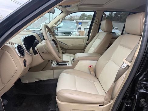 Used 2007 Ford Explorer Sport Trac Limited image 10