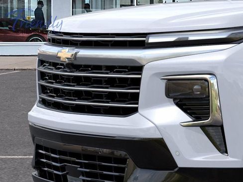 New 2026 Chevrolet Traverse High Country w/ LPO, Floor Liner Package AWD/4WD image 24