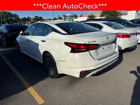 Used 2023 Nissan Altima 2.5 SV AWD/4WD image 4
