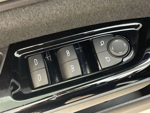 Used 2024 Honda Prologue EX image 17