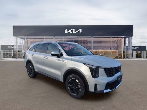 New 2026 Kia Sorento S w/ S Panoramic Sunroof Package AWD/4WD image 11