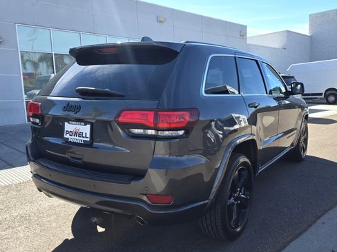 Used 2015 Jeep Grand Cherokee Altitude image 5