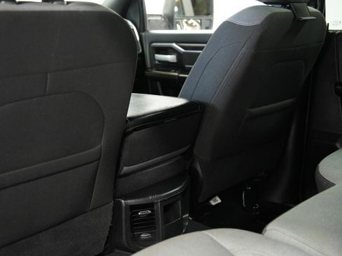 Used 2024 RAM 2500 Big Horn AWD/4WD image 23