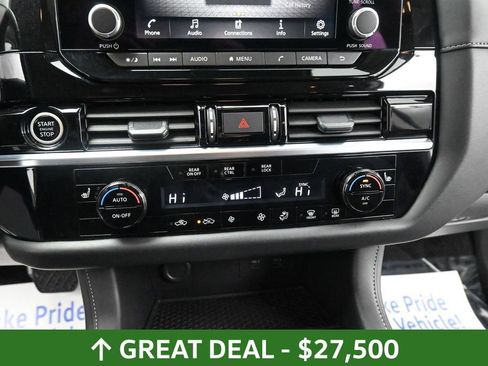 Used 2024 Nissan Pathfinder SV AWD/4WD image 41