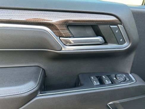 Used 2022 Chevrolet Silverado 1500 RST AWD/4WD image 10
