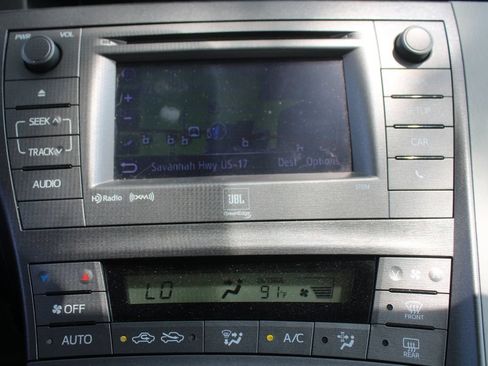 Used 2015 Toyota Prius Four FWD image 38