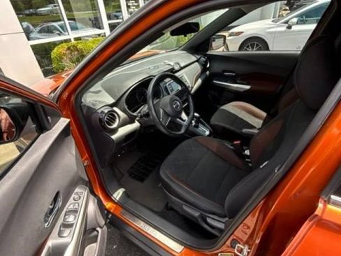 Used 2020 Nissan Kicks SR w/ Exterior Package FWD image 5