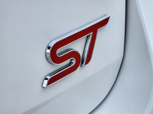 Used 2022 Ford Explorer ST w/ Equipment Group 401A image 10