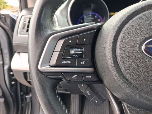 Used 2018 Subaru Outback 2.5i Premium image 16