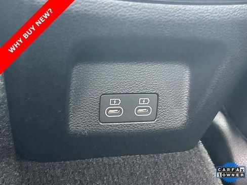 Used 2025 Genesis G70 2.5T AWD/4WD image 20
