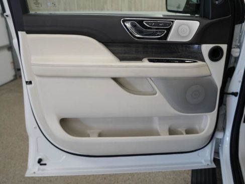 Used 2020 Lincoln Navigator L Black Label AWD/4WD image 30