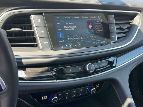 Used 2020 Buick Enclave Avenir w/ Avenir Technology Package AWD/4WD image 34