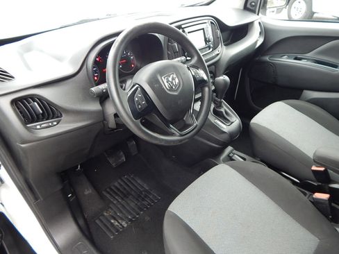 Used 2021 RAM ProMaster City Tradesman image 2