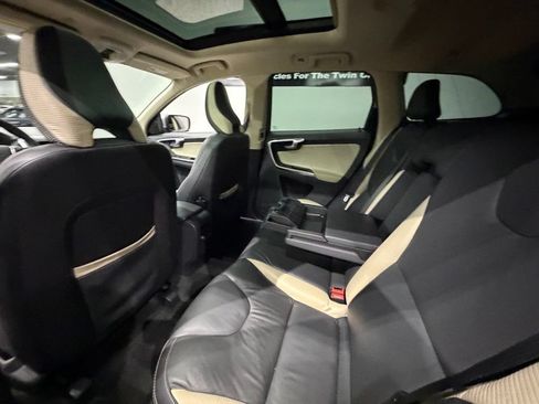 Used 2012 Volvo XC60 T6 AWD/4WD image 20