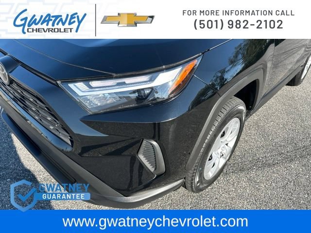 Used 2024 Toyota RAV4 LE AWD/4WD image 14