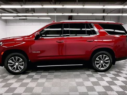 Used 2021 Chevrolet Tahoe LT AWD/4WD image 14