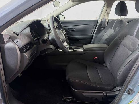 Certified 2025 Nissan Sentra SV w/ All-Weather Package FWD image 17