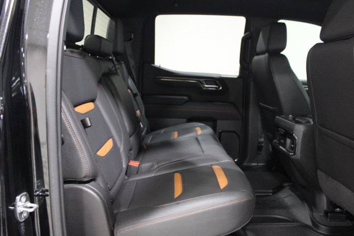 Used 2022 GMC Sierra 1500 AT4 w/ AT4 Premium Package AWD/4WD image 31